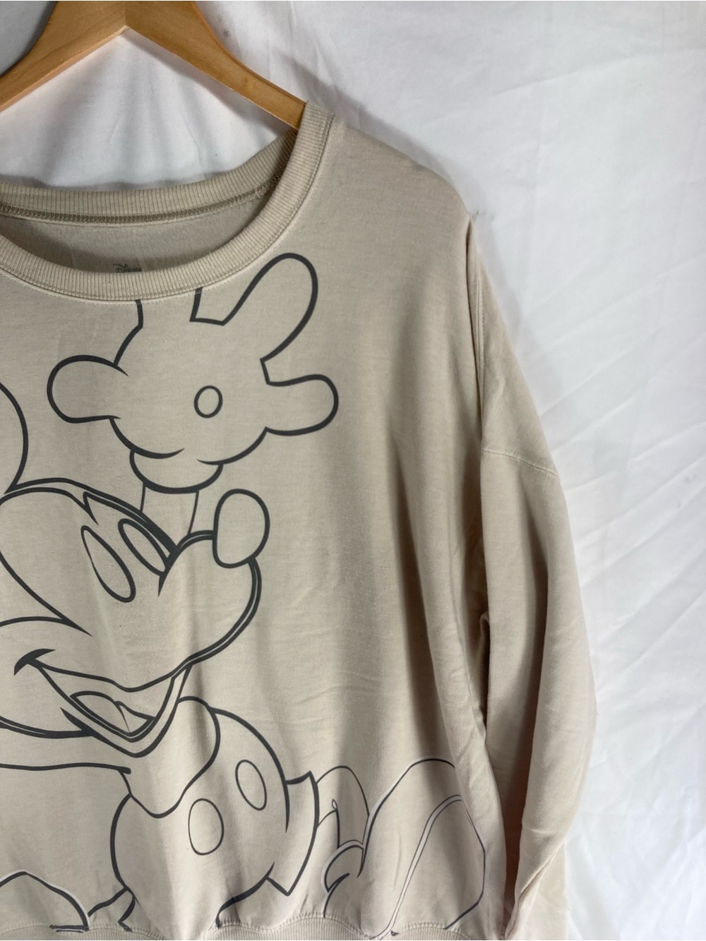 Disney Beige Mickey Outline Crewneck off the shoulder Sweatshirt xL - Picture 5 of 13